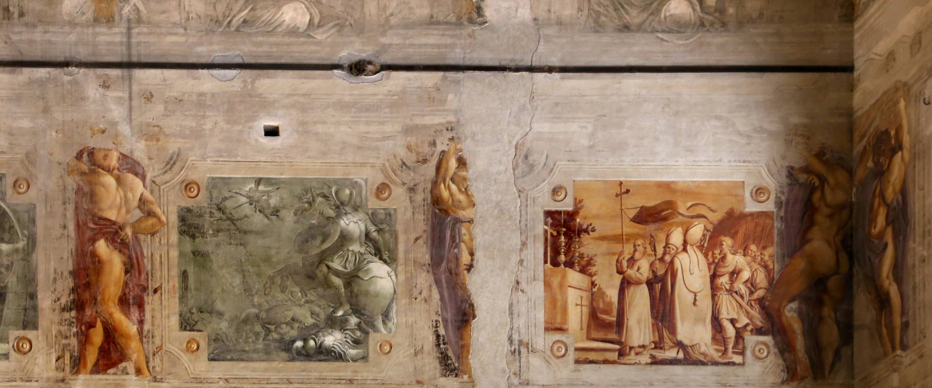 Pier francesco battistelli e aiuti, affreschi con scene dell'orlando furioso e della gerusalemme l. tra telamoni, 1619-28, 14 foto di Sailko